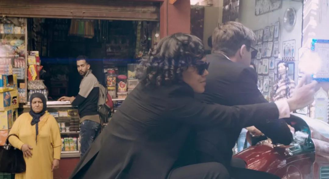 黑衣人全球追缉雷神彩蛋 (黑衣人全球追缉jobinterview)