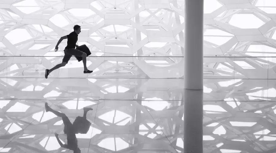 纵横华尔街40年的致胜法则,4条致命铁律华尔街