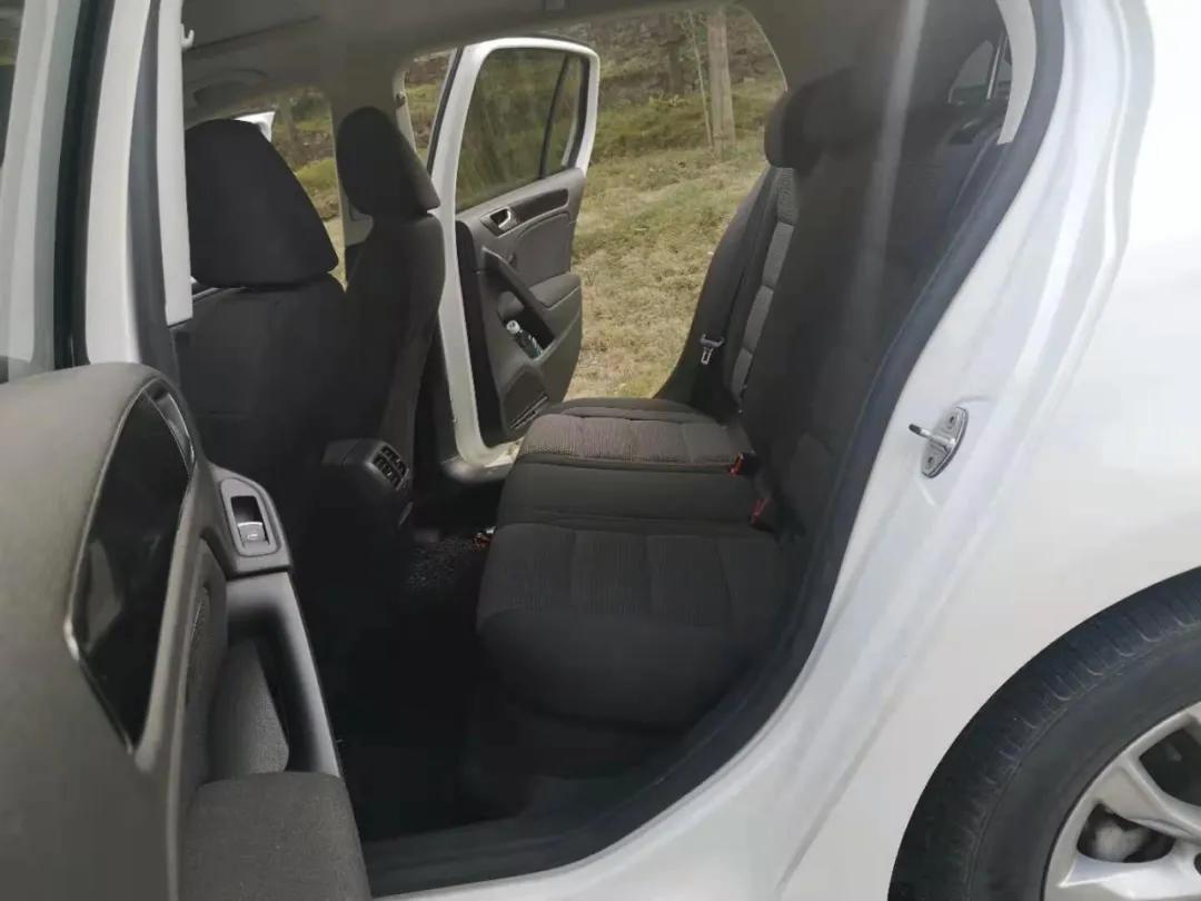 六万多买自动1.4T高尔夫六！四轮独立悬挂还带涡轮增压