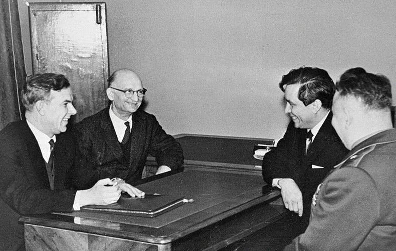 谍海沉浮真实故事,谍海浮沉第一季美国