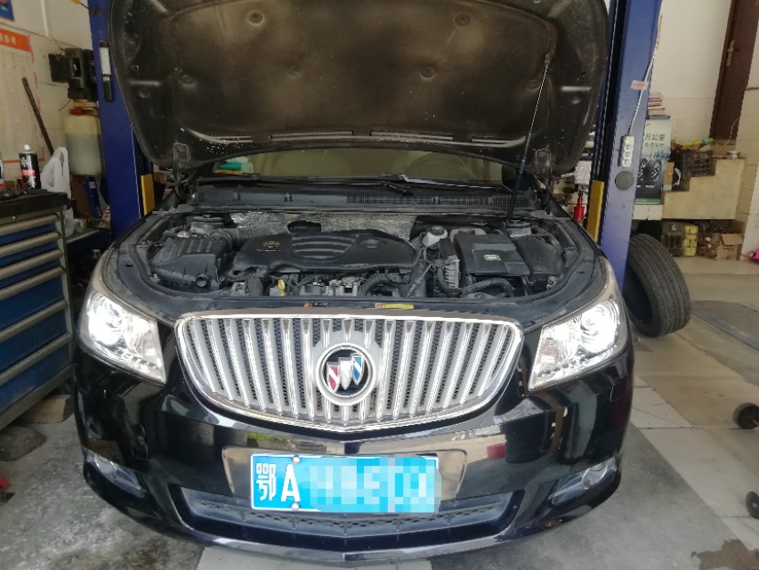 聊一聊别克君威,上一代别克君越