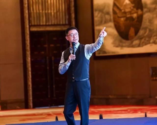 老林和小林的关系,老林足球