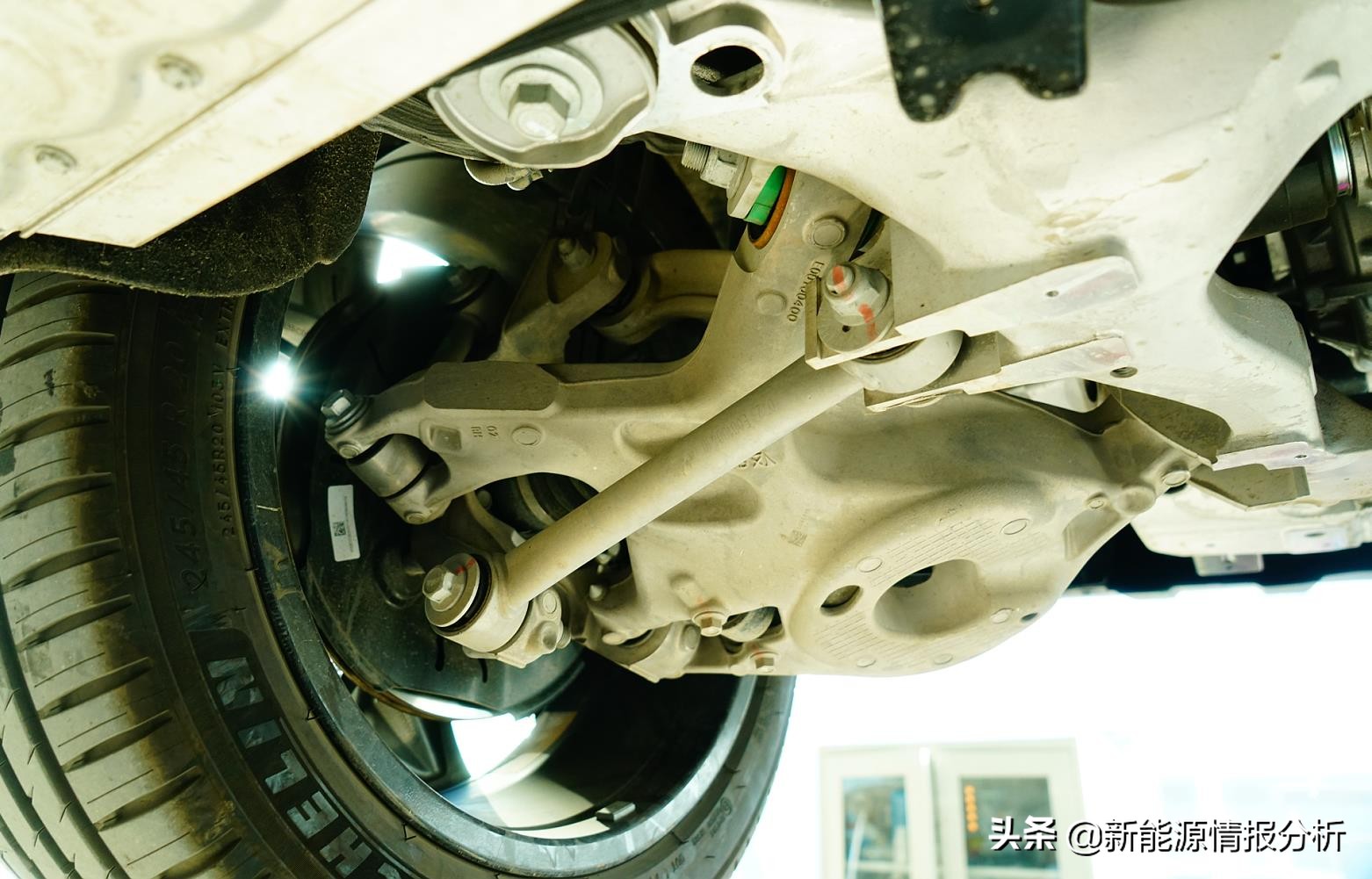 arcfox极狐hud测试,arcfox极狐at试驾