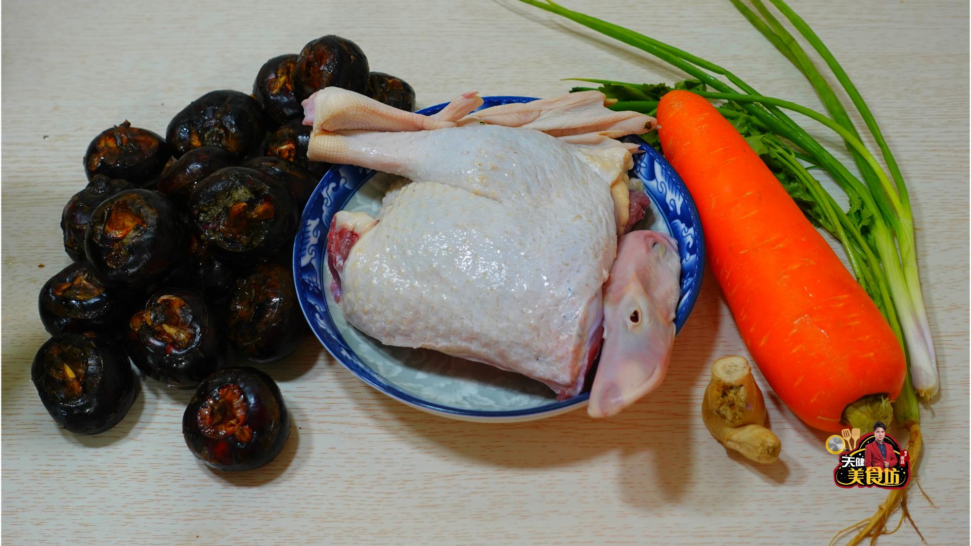 老鸭汤荸荠的家常做法,广式清炖老鸭汤的家常做法大全