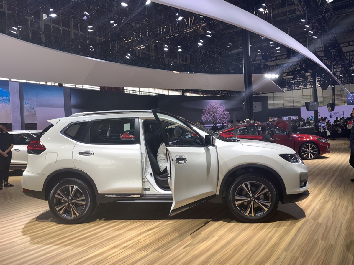 日产奇骏suv2.0真实油耗,奇骏很不错的一款家用suv