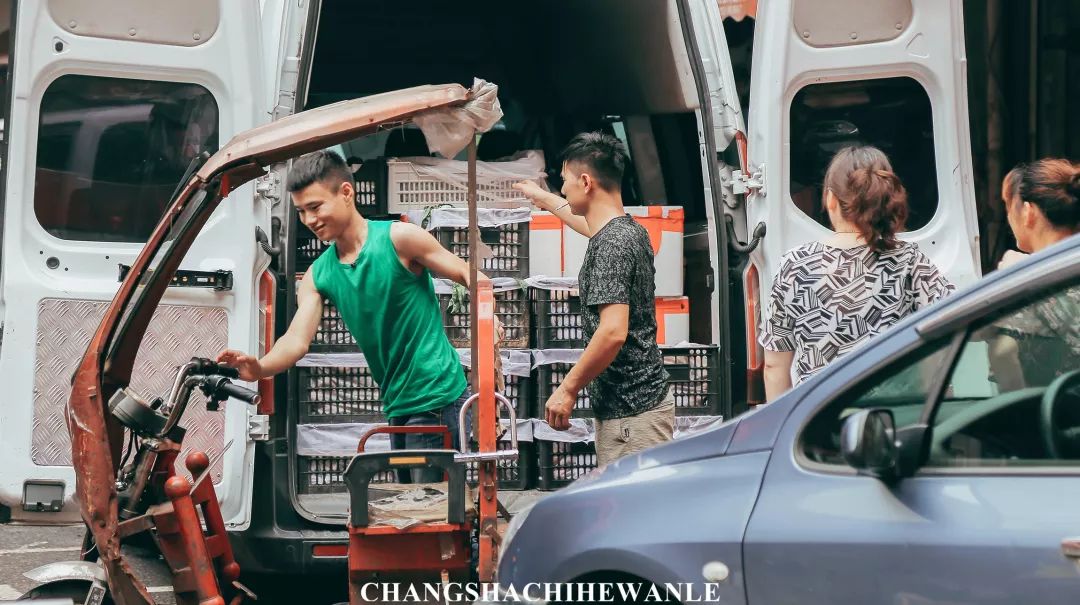 长沙红星水果批发市场水果价格,长沙红星水果批发市场代卖荔枝