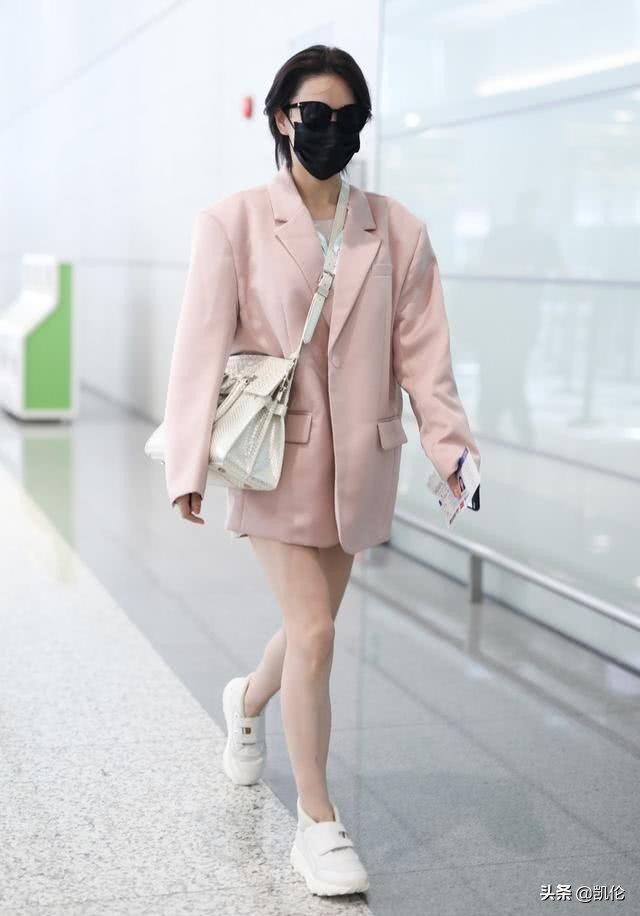 幸福触手可及张馨予西装,张馨予最新造型穿西装配连体裤