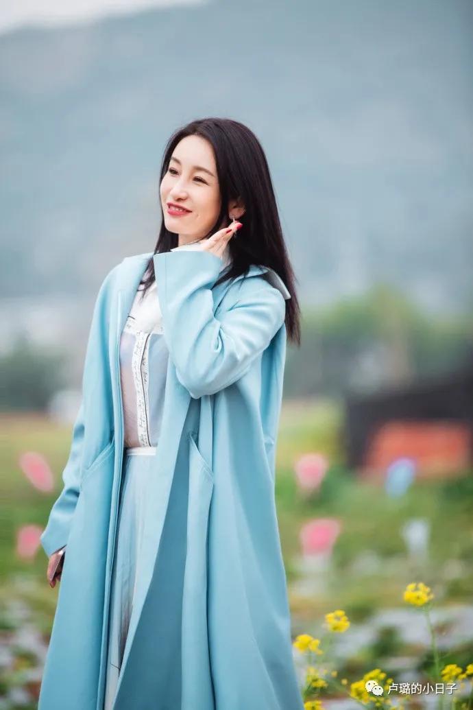 被秦海璐穿过的那些牌子，简直就是中年姐姐穿搭的模版