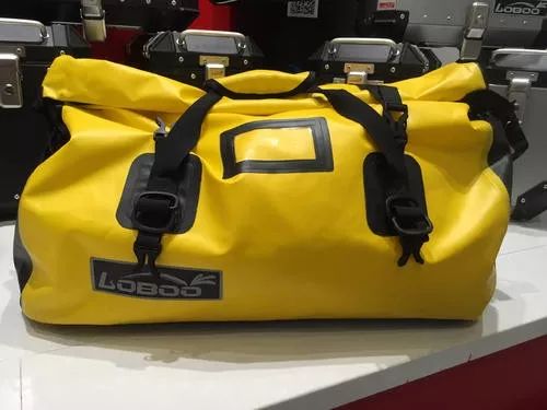 雨天骑摩托车必备装备,雨天骑行摩托车防雨最佳装备