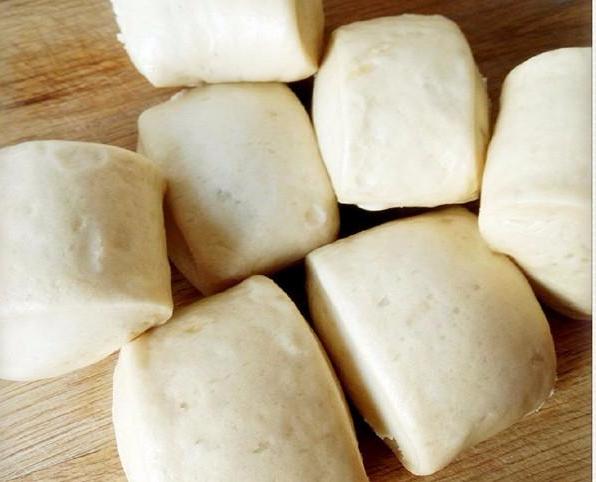 原汁原味慢火蒸制大馒头,蒸老馒头教程