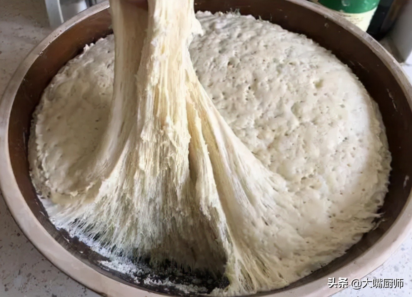 小苏打和食用碱的做菜方法,做菜小苏打和食用碱的区别