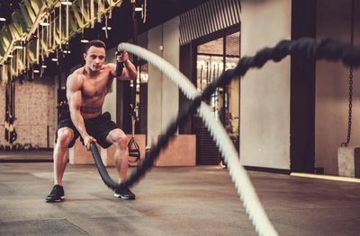 健身房战绳的多种训练,战绳健身训练计划