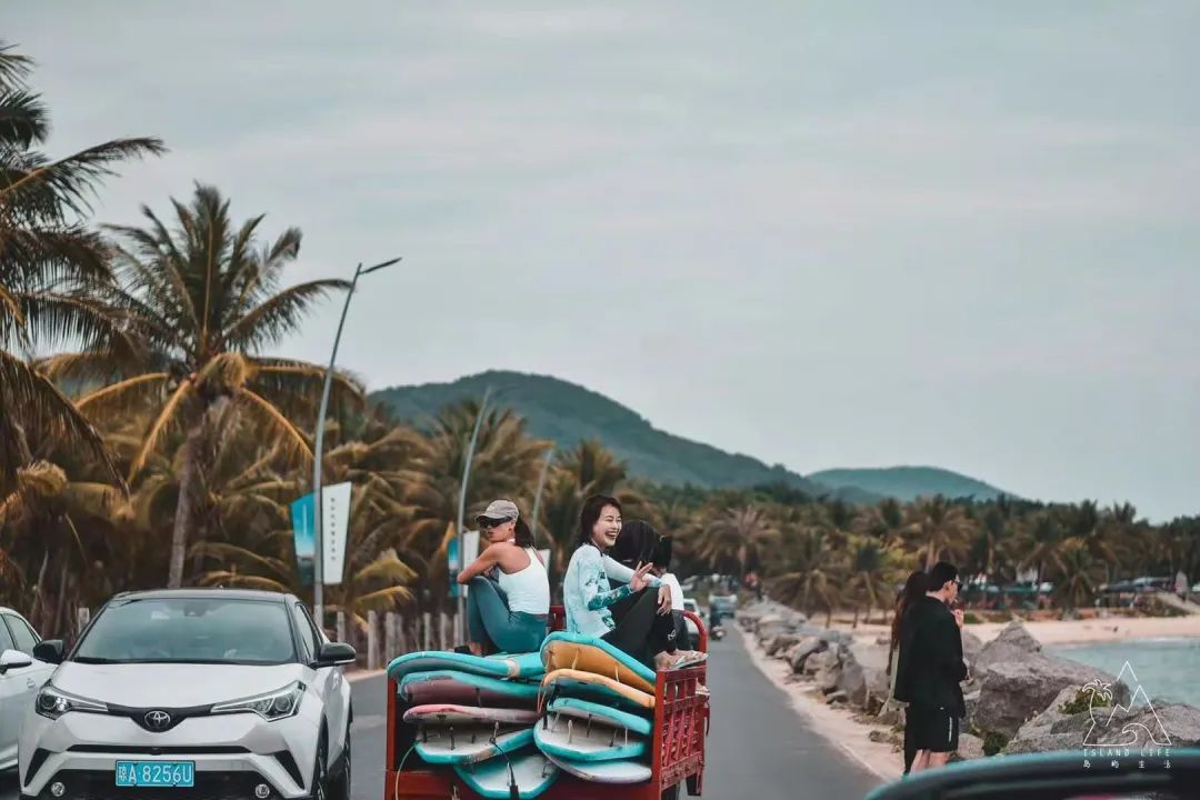 一块板,一群人,一片海,欢迎来到浪人世界