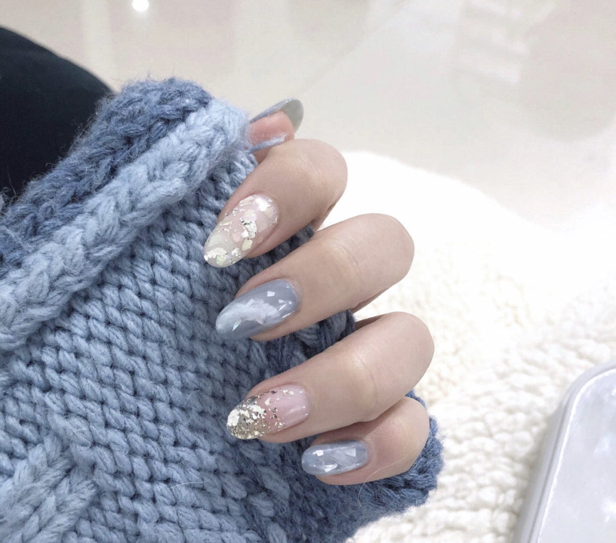 超简单美甲晕染教程,简单又好看的单色美甲教程