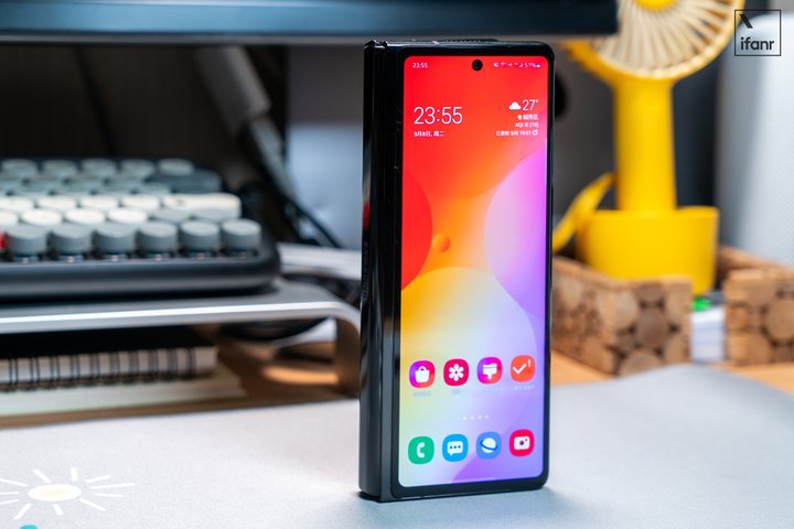 三星GalaxyZFold35G折叠屏手机,三星折叠屏手机galaxyzfold35g