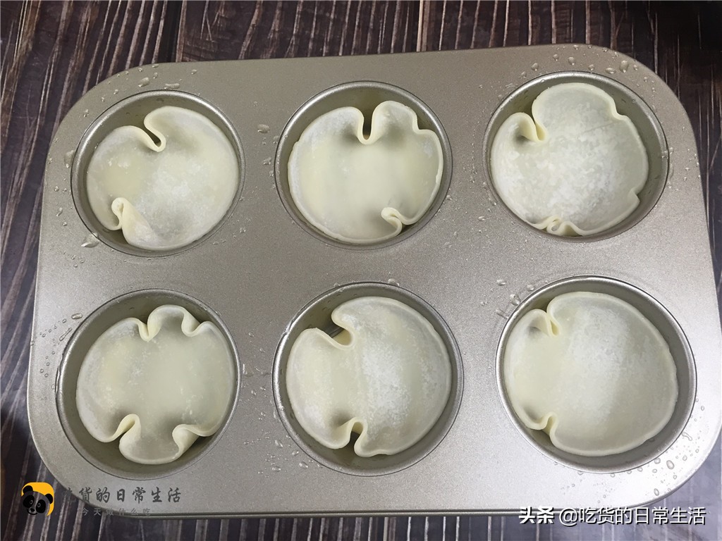 自制蛋挞底部很软,最最简单的蛋挞制作味道堪比kfc