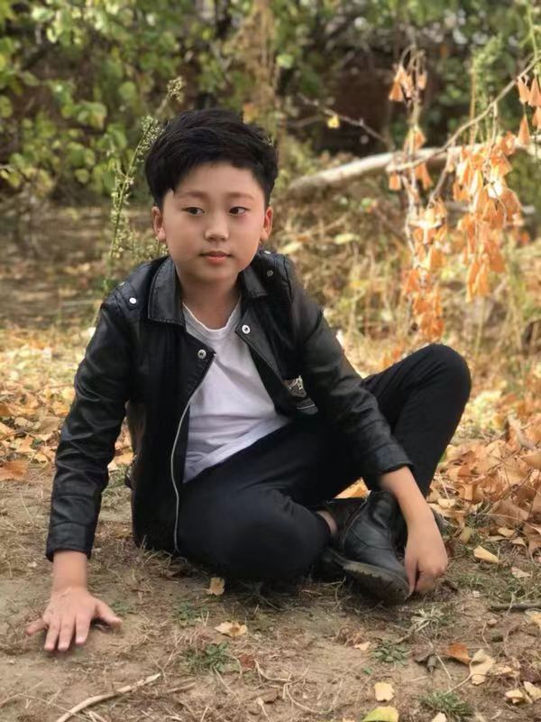 丑小鸭法国转身，白梨花中国绽放，星诺之星·童星浩洋亮晶晶