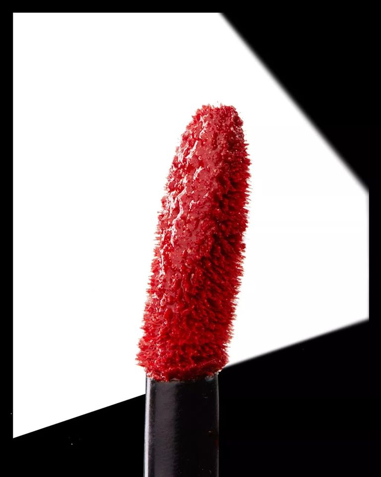 阿玛尼红管301哑光唇膏试色视频,ysl口红和阿玛尼唇釉哪个好