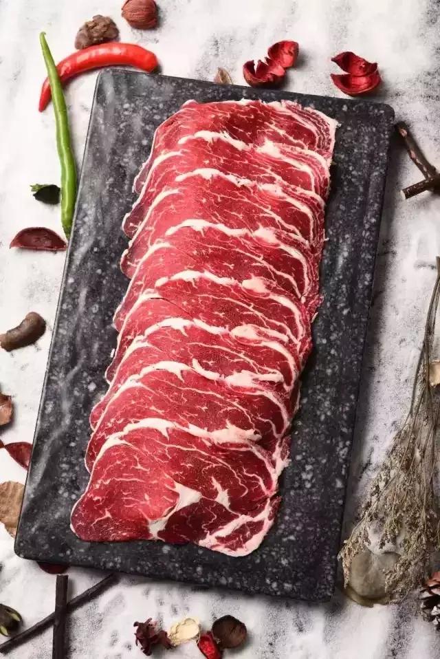 终于等到你！排队神话”《哥老官》3.8折空降包河万达，抢抢抢号