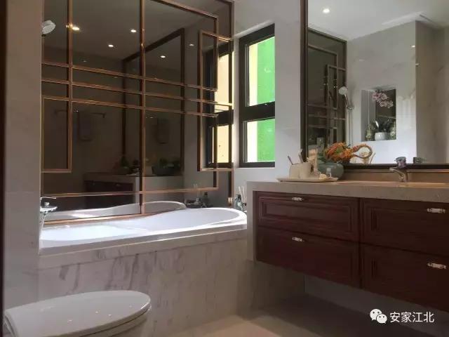 均价6500但是首开有五千多的房源,均价5500一平新盘