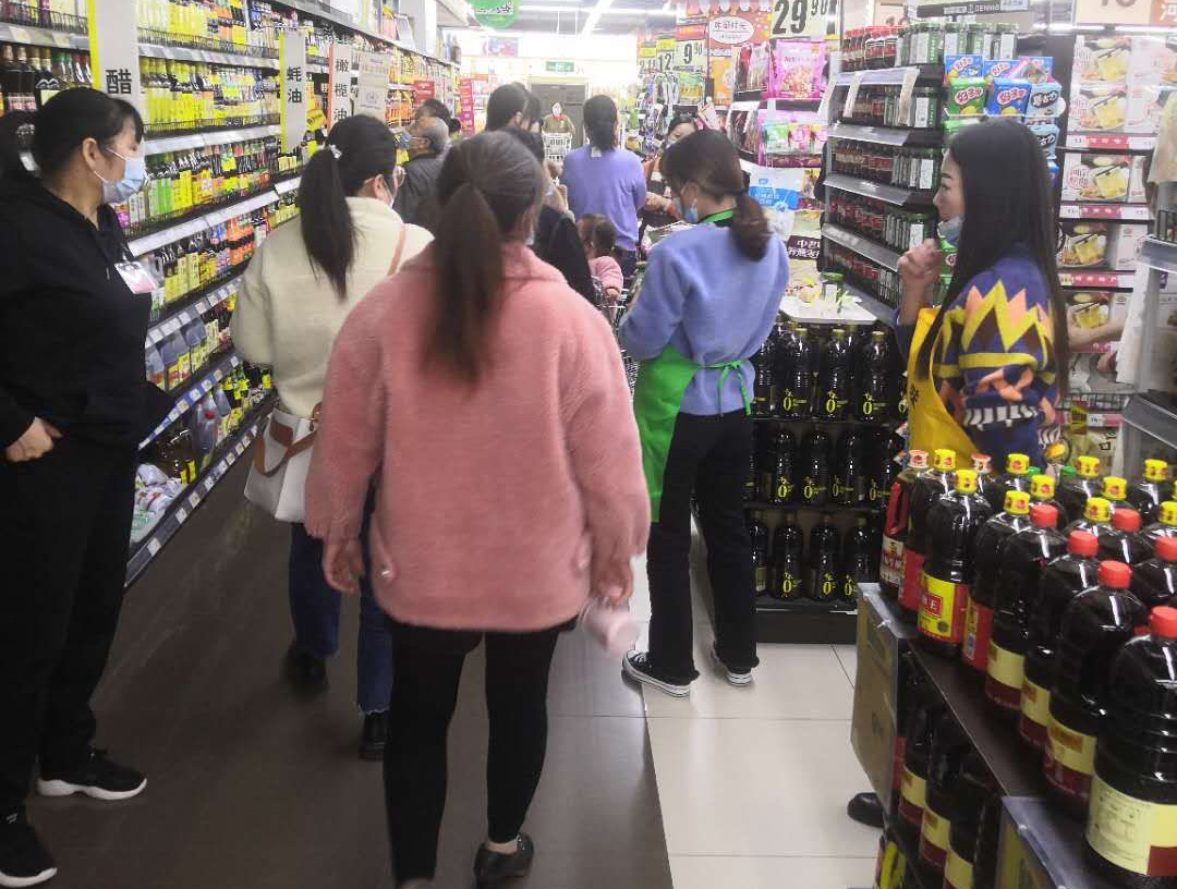 丹尼斯探店,郑州丹尼斯大卫城试吃