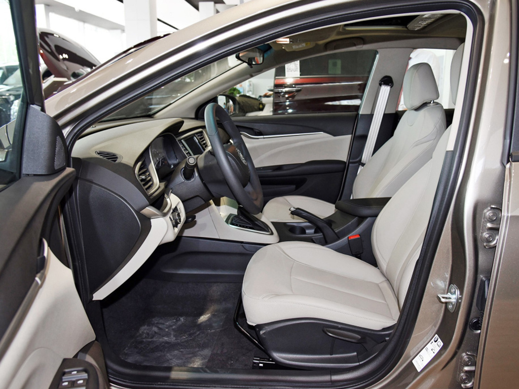 三缸发动机英朗销量,四缸英朗用车感受