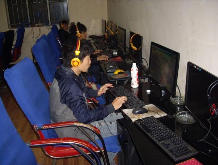 曾经爆火的网吧网管,曾经火爆网吧的网吧特权