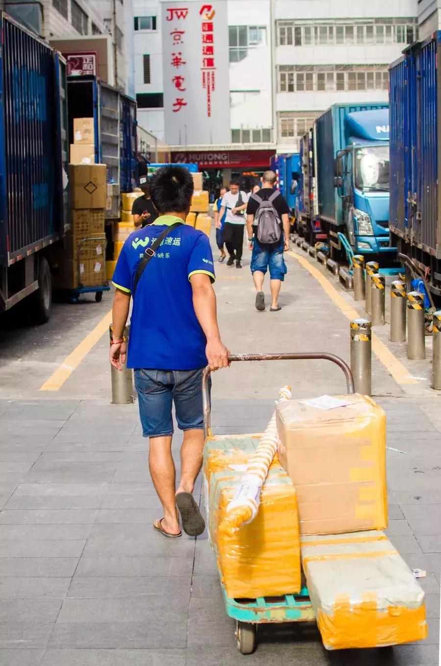 60秒赔了100万！在华强北倒腾“二手机”，比炒股刺激多了…