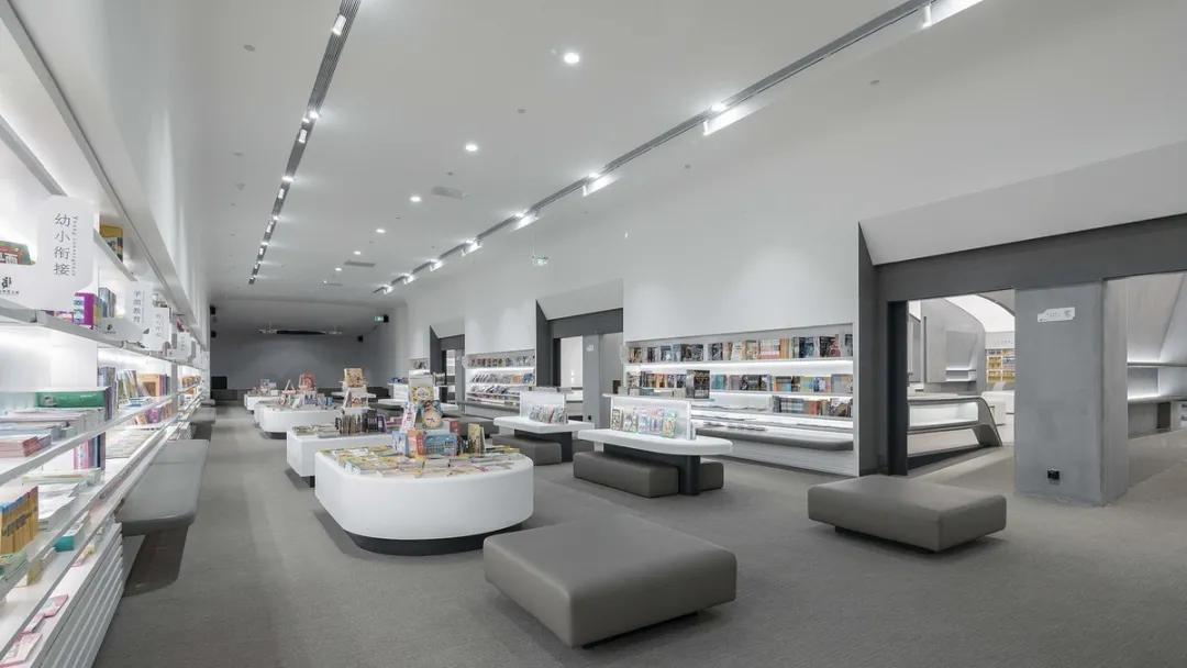 一起去看，藏在沣东自贸新天地里的“最美书店”！