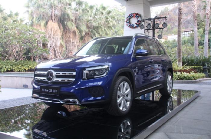 2022奔驰glb220款2.0t试驾,奔驰glb2022款2.0t落地多少钱