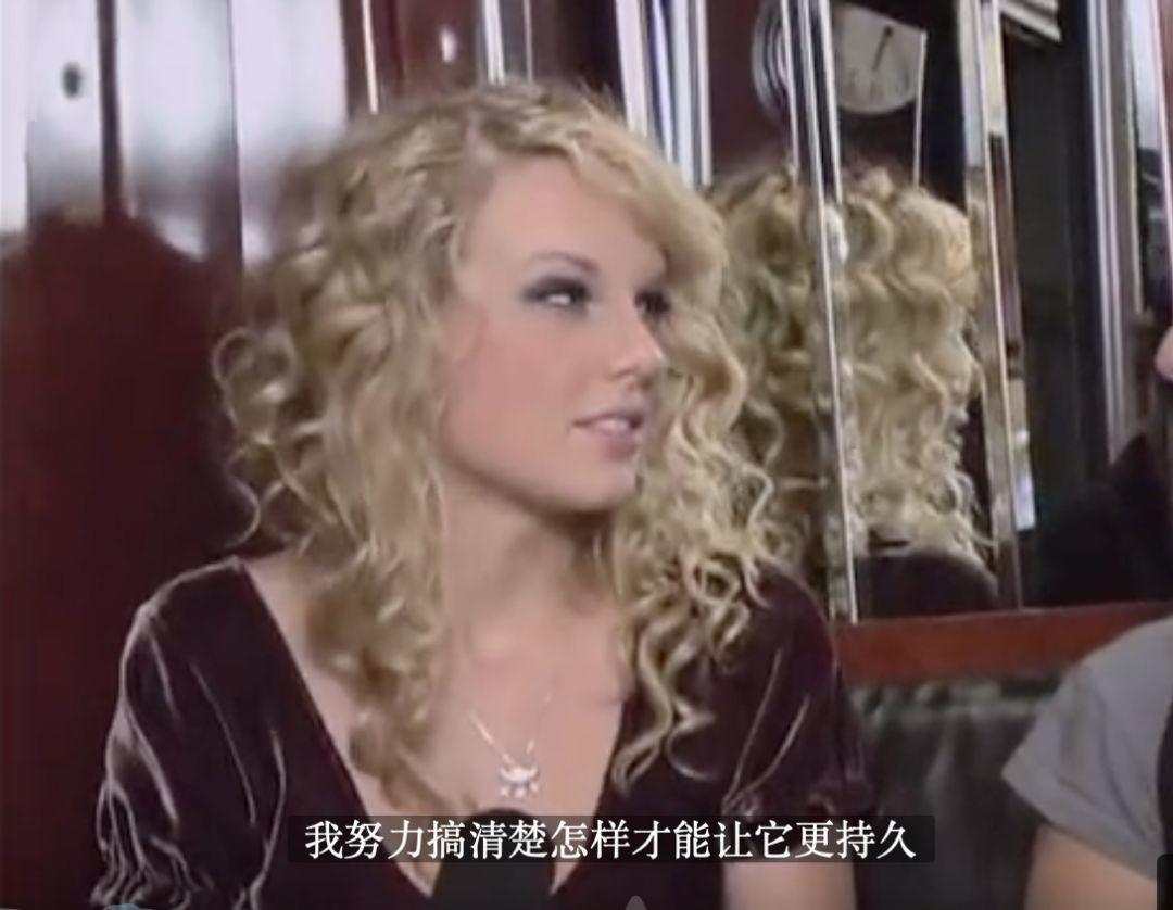 全网黑的顶流,只有她不屑翻身