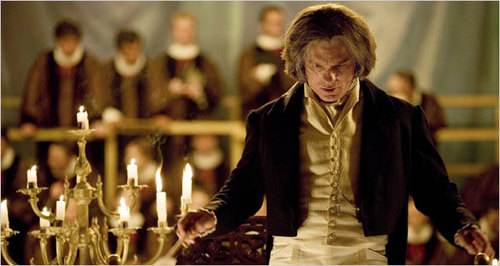 贝多芬死因成谜，科学家找到了贝多芬的一根头发，最终揭开了谜团