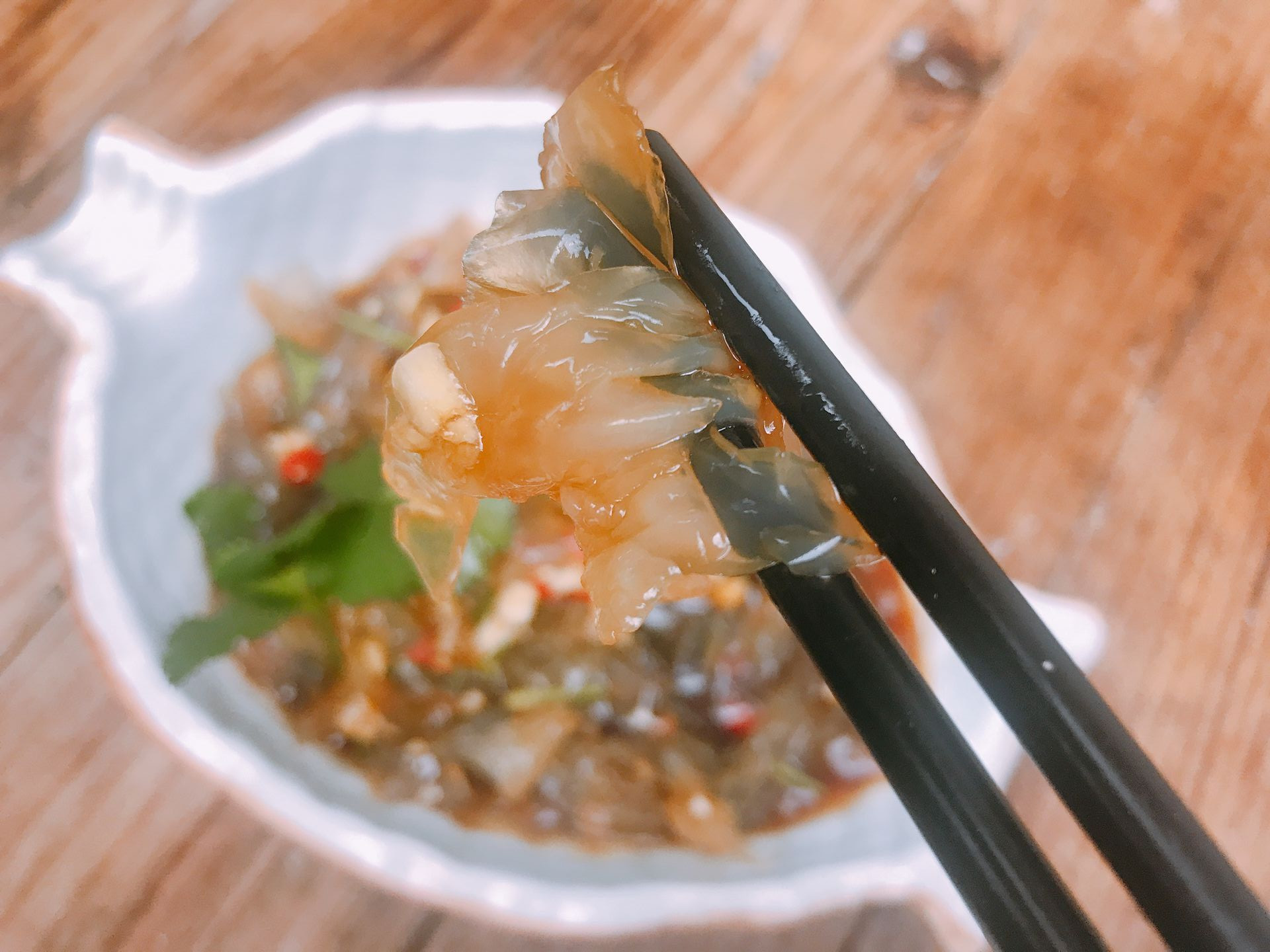 海蜇凉拌脆脆粘粘的是哪个部位,脆脆的海蜇怎么做才好吃