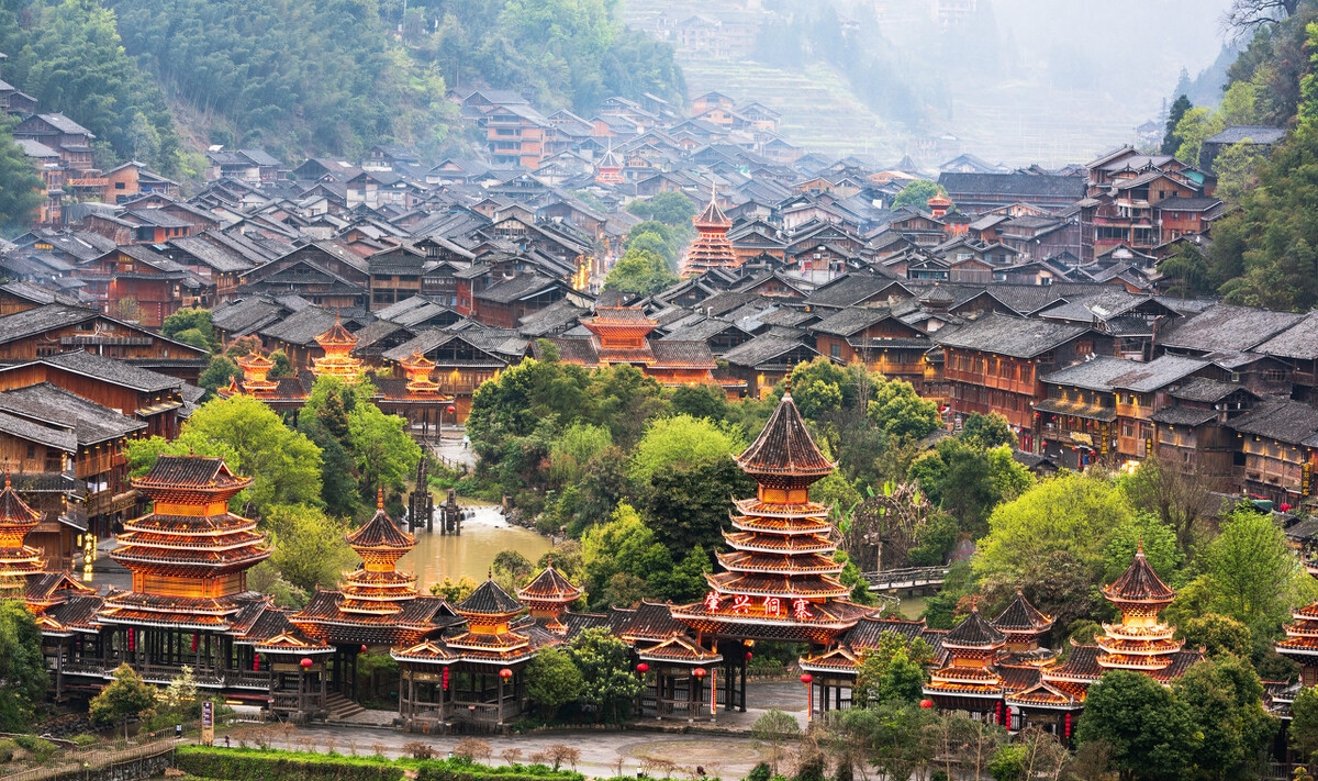 适合秋天自驾游的路线推荐一下,秋天皖南川藏线自驾游攻略