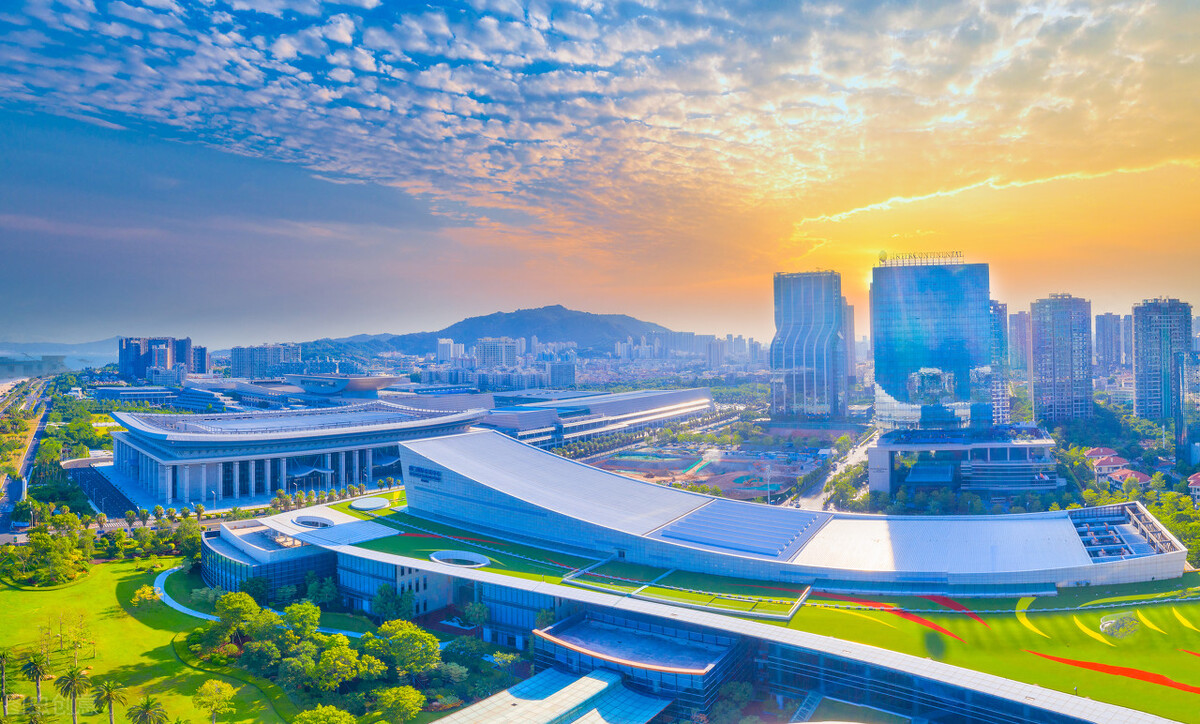 高房价好吗？看看福州、厦门、泉州，房价越高，消费能力越低