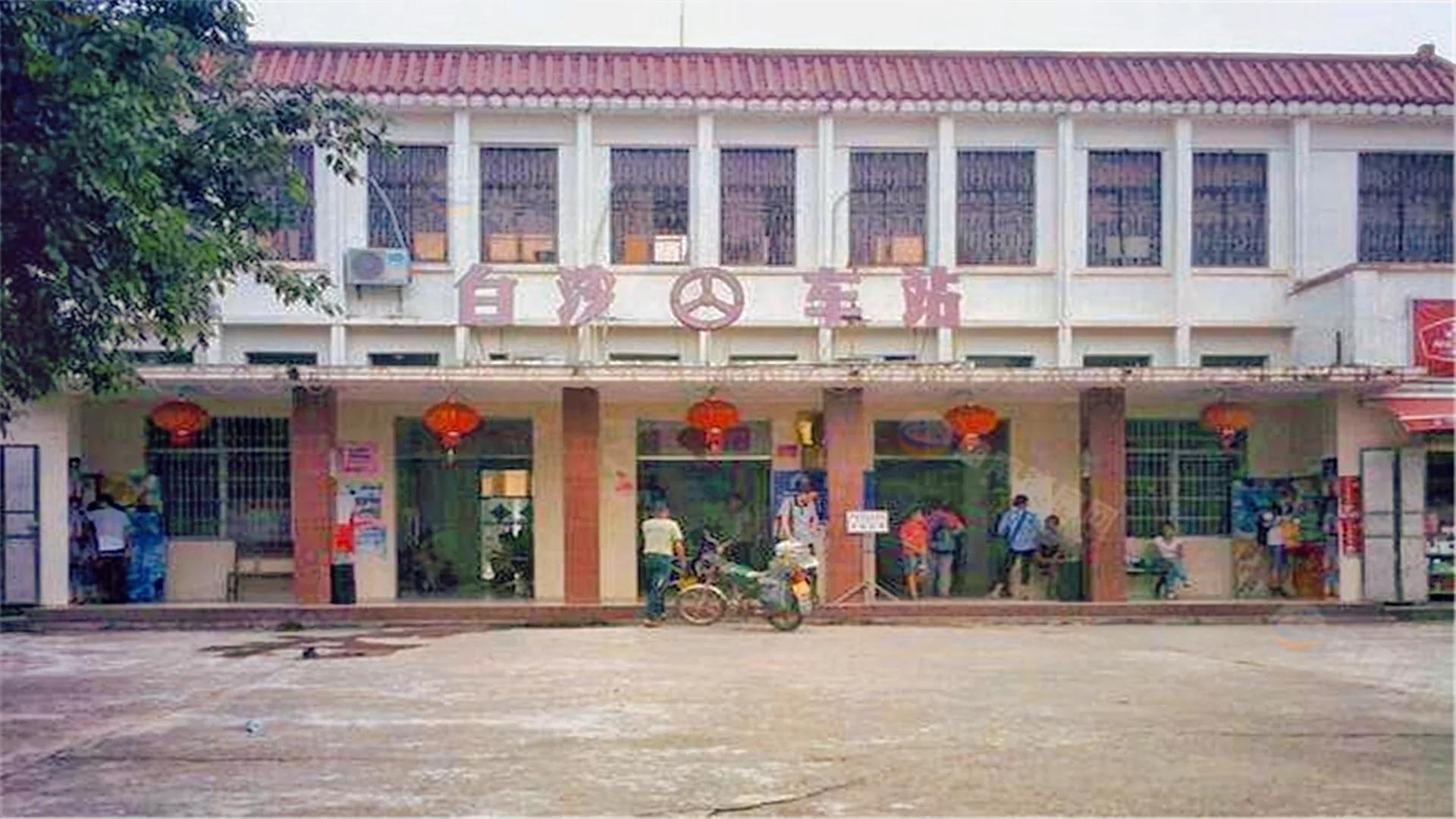 海南岛18个市县中,承担人货流通的25个重要汽车站,你都去过吗?