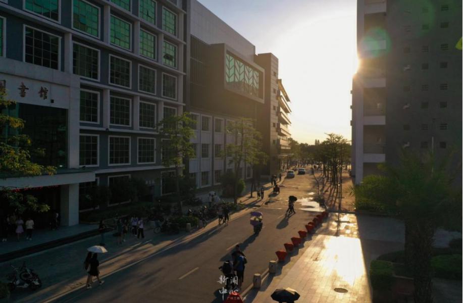 广州工商学院网红,广东高校网红