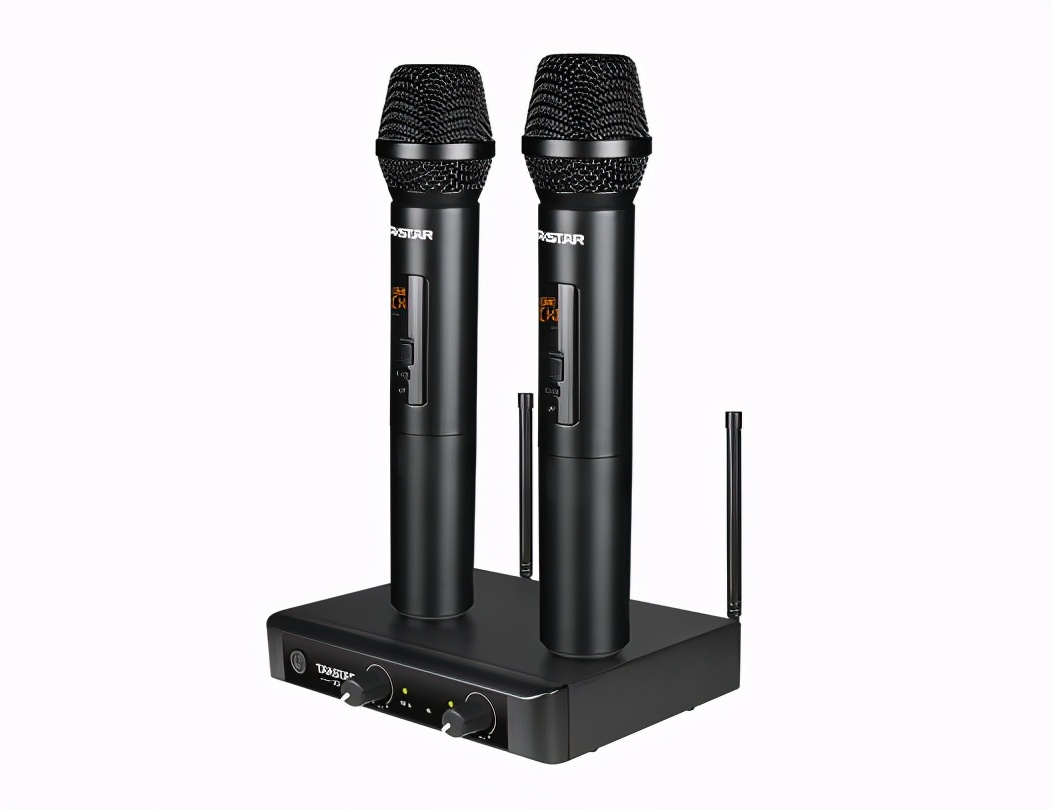 如何打造家庭KTV！一套无线麦克风可实现K歌