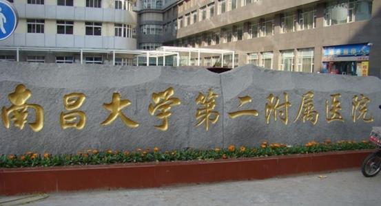 反转！隔离女生买零食遭怼，哽咽回应【三分钟法治新闻全知道】