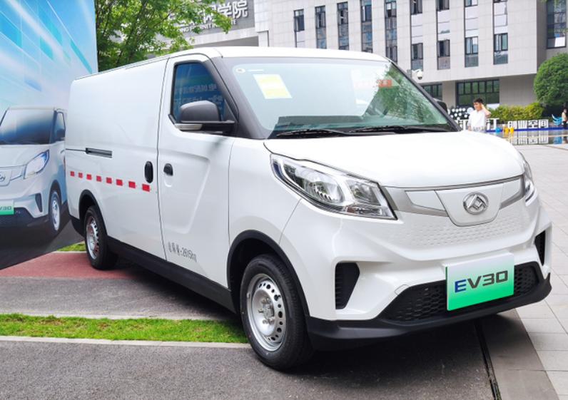 上汽大通g50的销量数据,上汽大通v90九座商务车销量怎么样