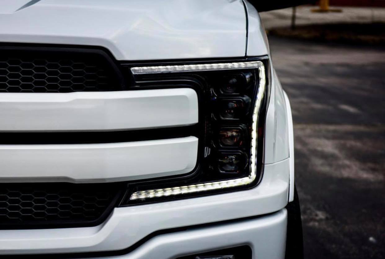 福特f1502021款街拍,雷神猛禽f150黑色