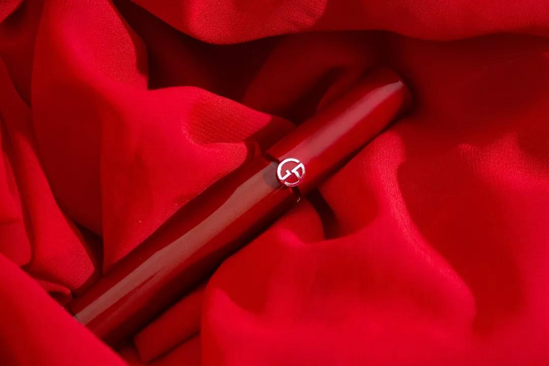 秋冬必备的雾面哑光口红，易烊千玺为你选好了