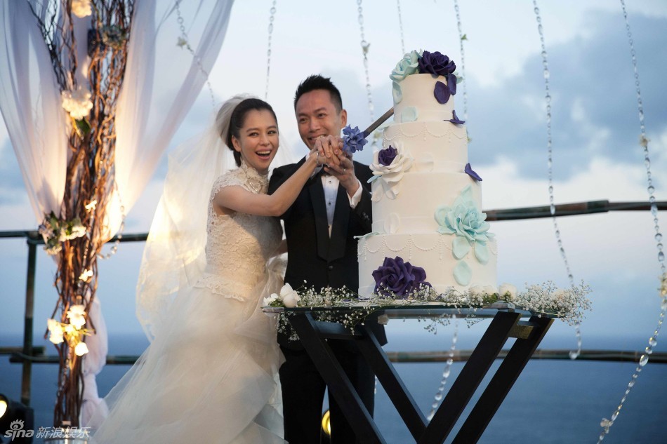 7位一脱成名的“风月女星”,有人幸福美满,有人生活贫苦