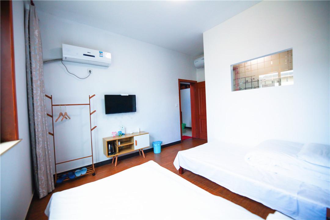 新昌穿岩十九峰农家乐住宿,绍兴穿岩十九峰风景区