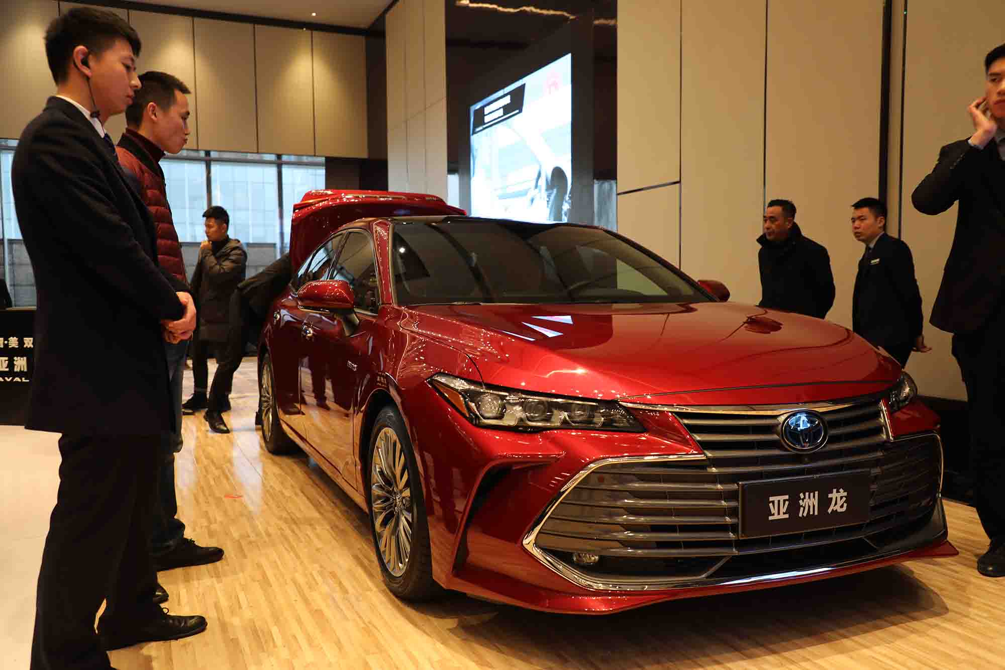 19款亚洲龙有可变悬挂吗,2020款亚洲龙有哪些隐藏功能