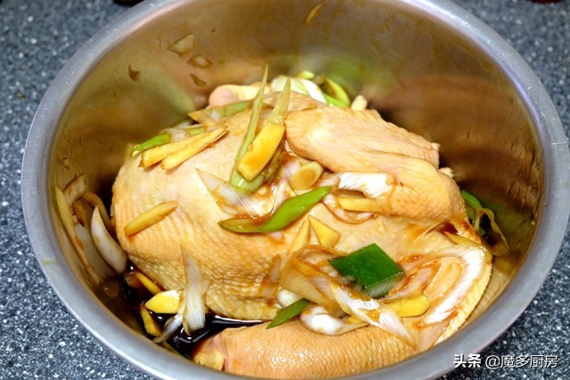 电饭锅烤鸡怎么做,电饭锅做烤鸡要什么腌料