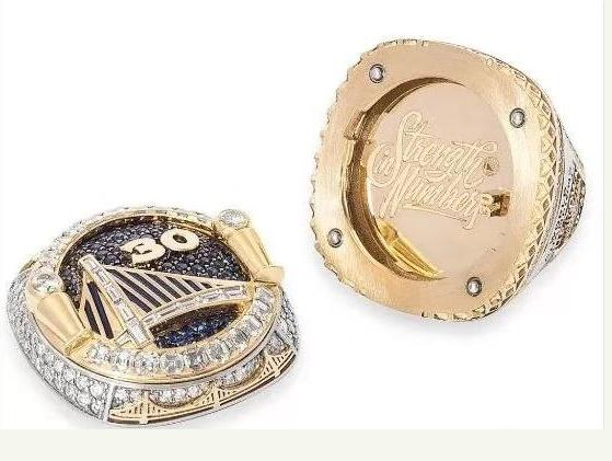 nba猛龙总冠军戒指细节,nba勇士队总冠军戒指