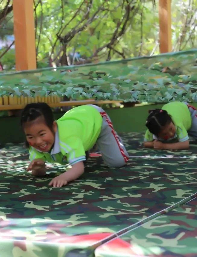 幼儿园我是小红军重走长征路游戏,小班重走长征路闯关游戏