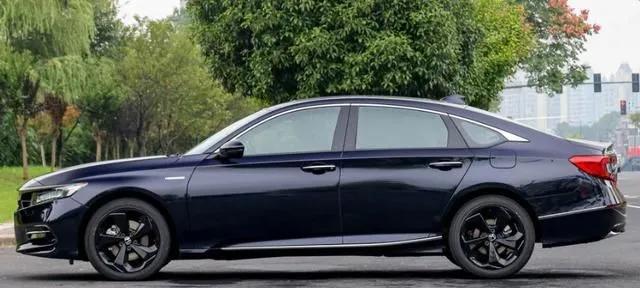 本田雅阁为何一代不如一代,本田雅阁现在还行吗