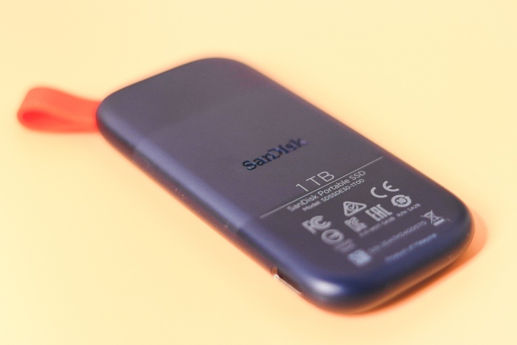 闪迪固态移动硬盘手机传输,闪迪极速固态硬盘和极速移动版